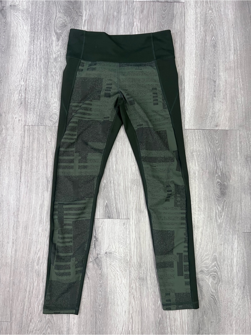 Under Armour Dark Green Patterned Leggings